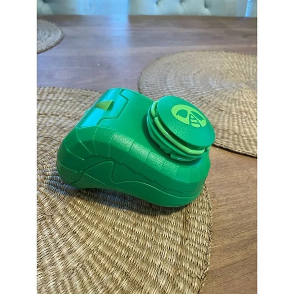 PJ Masks Hero Gauntlet Kid's Wearable Toy - Picture 1 of 6